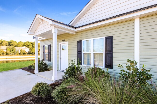 Building Photo - 208 Glenshee Ct