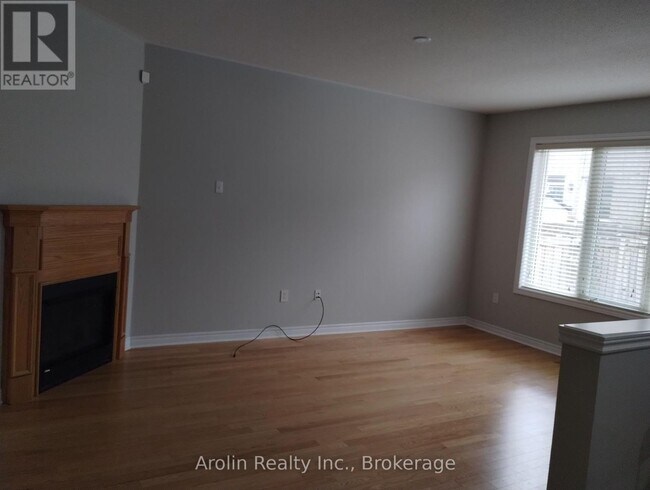 Photo du bâtiment - 18 Gastonia Rd