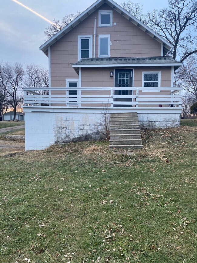 Foto del edificio - 207 Independence Ave S