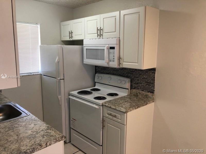 Foto principal - 2150 Madison St