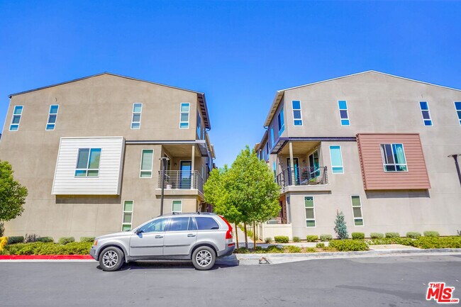 Foto del edificio - 20619 Oakglen Ln