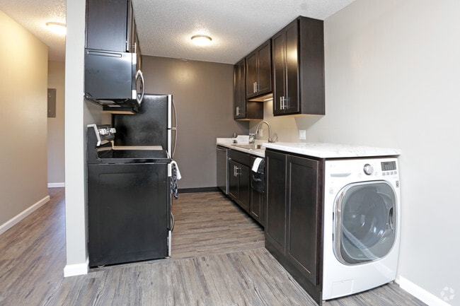 Interior Photo - Woodland Place Apartments, LLC