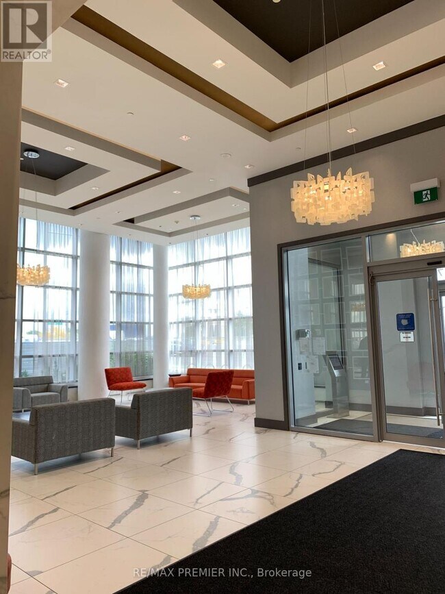 Photo du bâtiment - 3600 Hwy 7 W