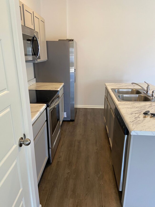 Building Photo - *Pre-leasing* Four Bedroom | Two Bath Home...