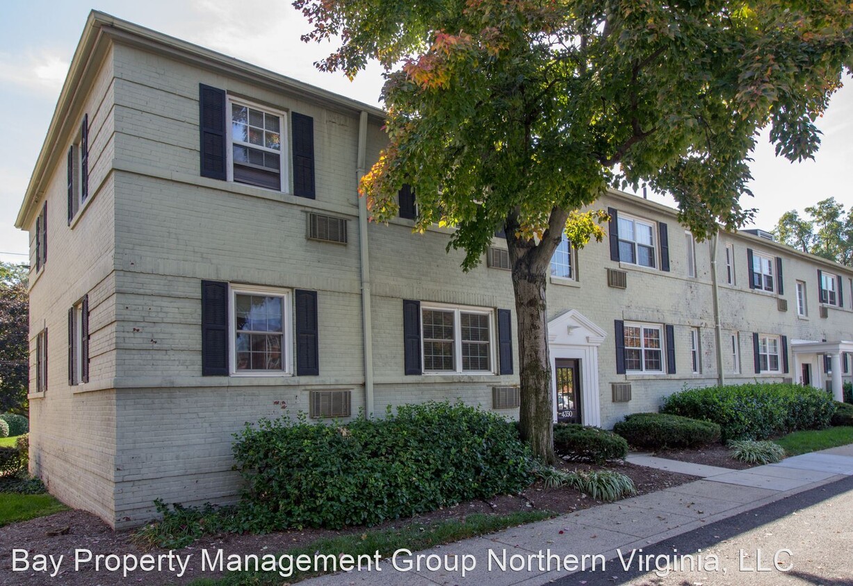 Primary Photo - 2 br, 1 bath House - 4350 PERSHING DR, N. #1