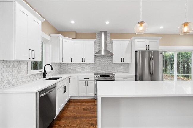 Foto del edificio - 573 Winthrop St