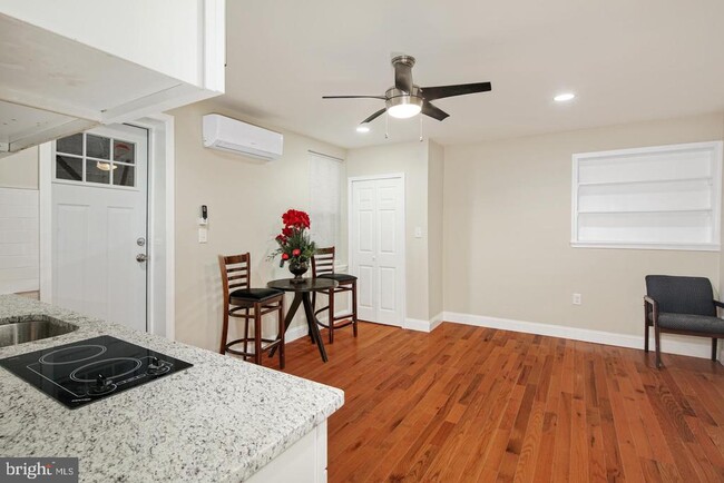 Foto del edificio - 1333 Pine St