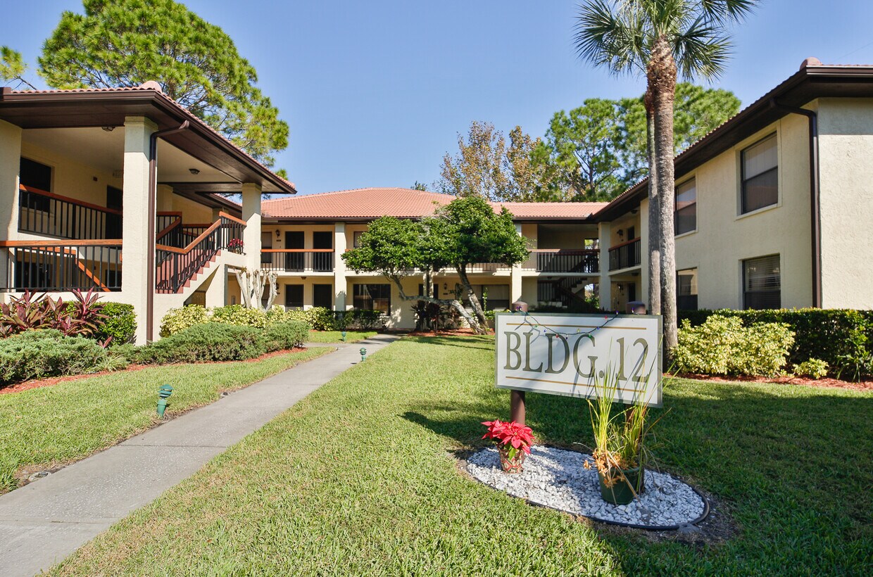 1203 Hammock Pine Blvd Unit 1203, Clearwater, FL 33761 Condo for Rent