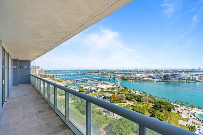 Foto del edificio - 50 Biscayne Blvd
