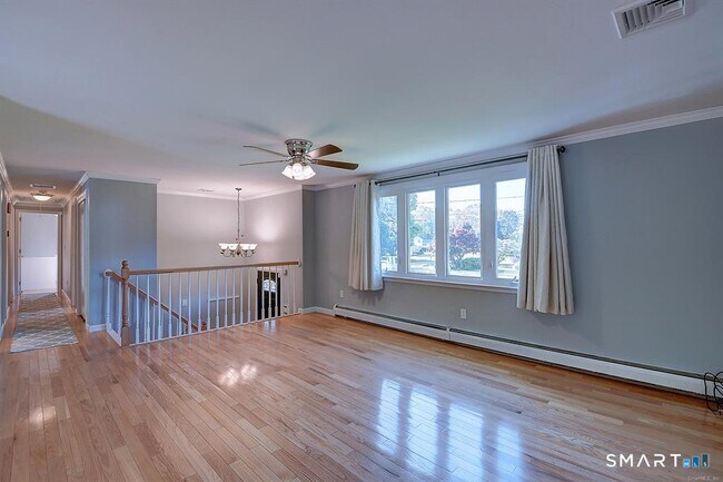 Foto del edificio - 115 Heywood Dr