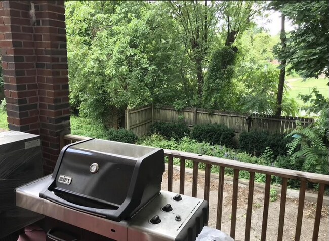 Foto del edificio - 1320 S Negley Ave