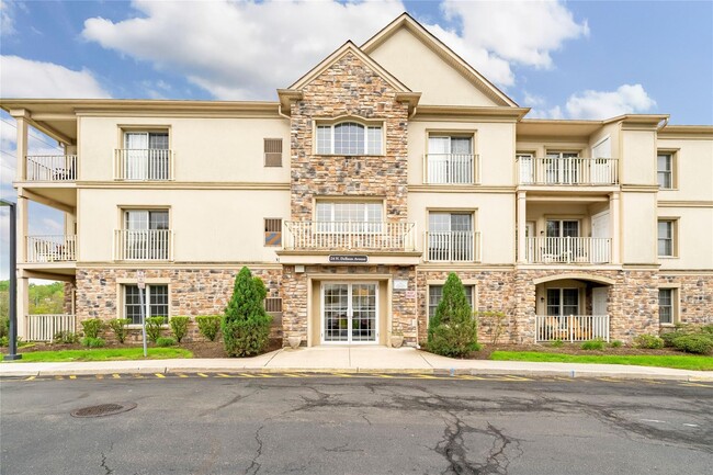 Building Photo - 24 N De Baun Ave