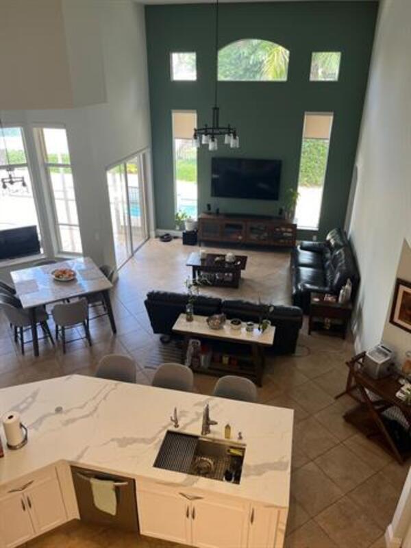 Building Photo - 20252 Ocean Key Dr