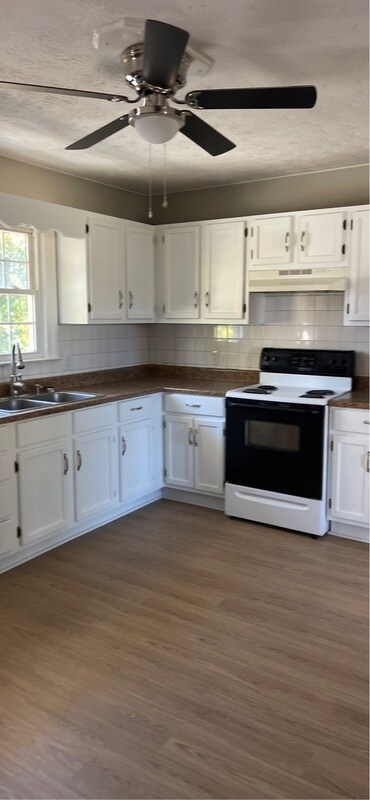 Foto del edificio - 273 Bryanwood St