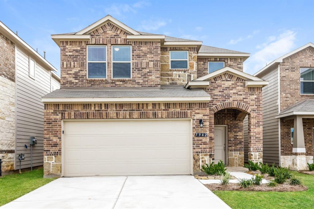 Foto principal - 7942 Tuscan Cypress Dr