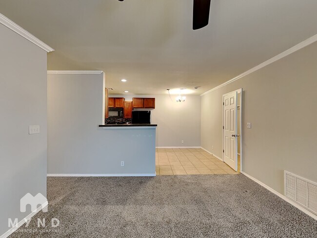 Foto del edificio - 5711 N 33rd St