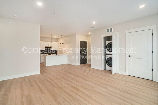 Foto del edificio - 5477 32nd Ave