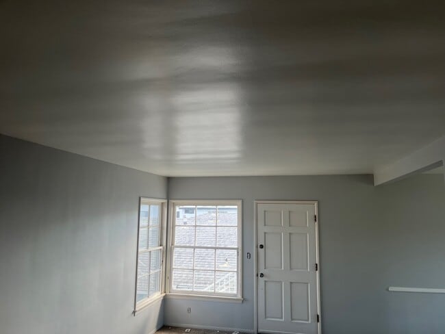 Building Photo - 1505 S. Catalina Ave.