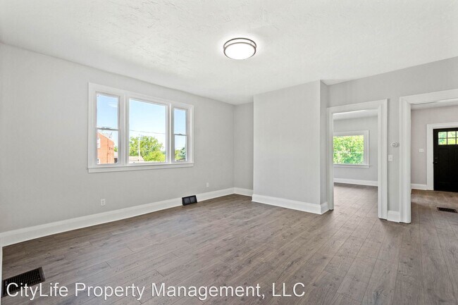 Foto del edificio - 3 br, 1 bath House - 8351 Pierce Street