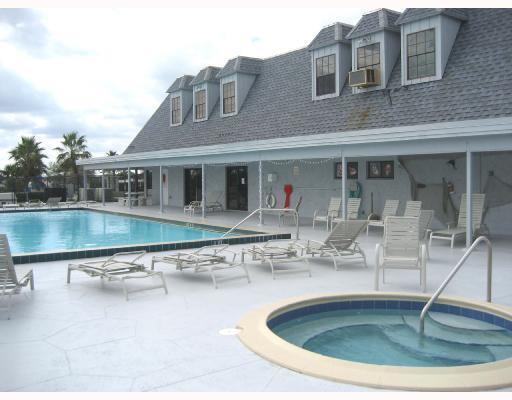 Building Photo - 900 Juno Ocean Walk