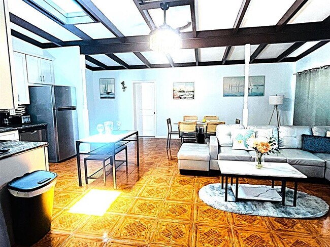 Foto del edificio - 113 174th Ave E