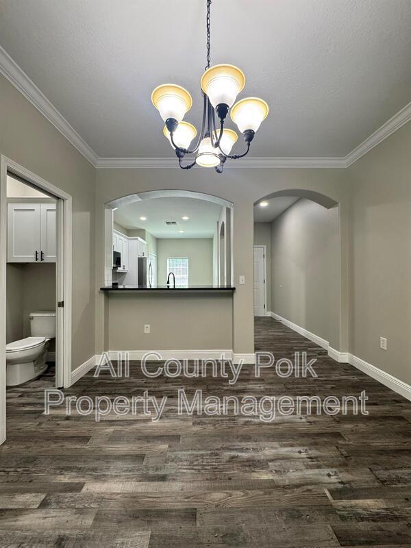 Foto principal - 4138 Winding Vine Dr