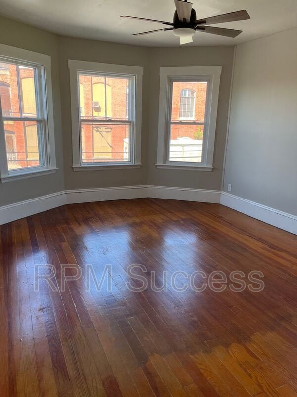 18 Mott St Unit 2, New Bedford, MA 02744 Condo for Rent in New