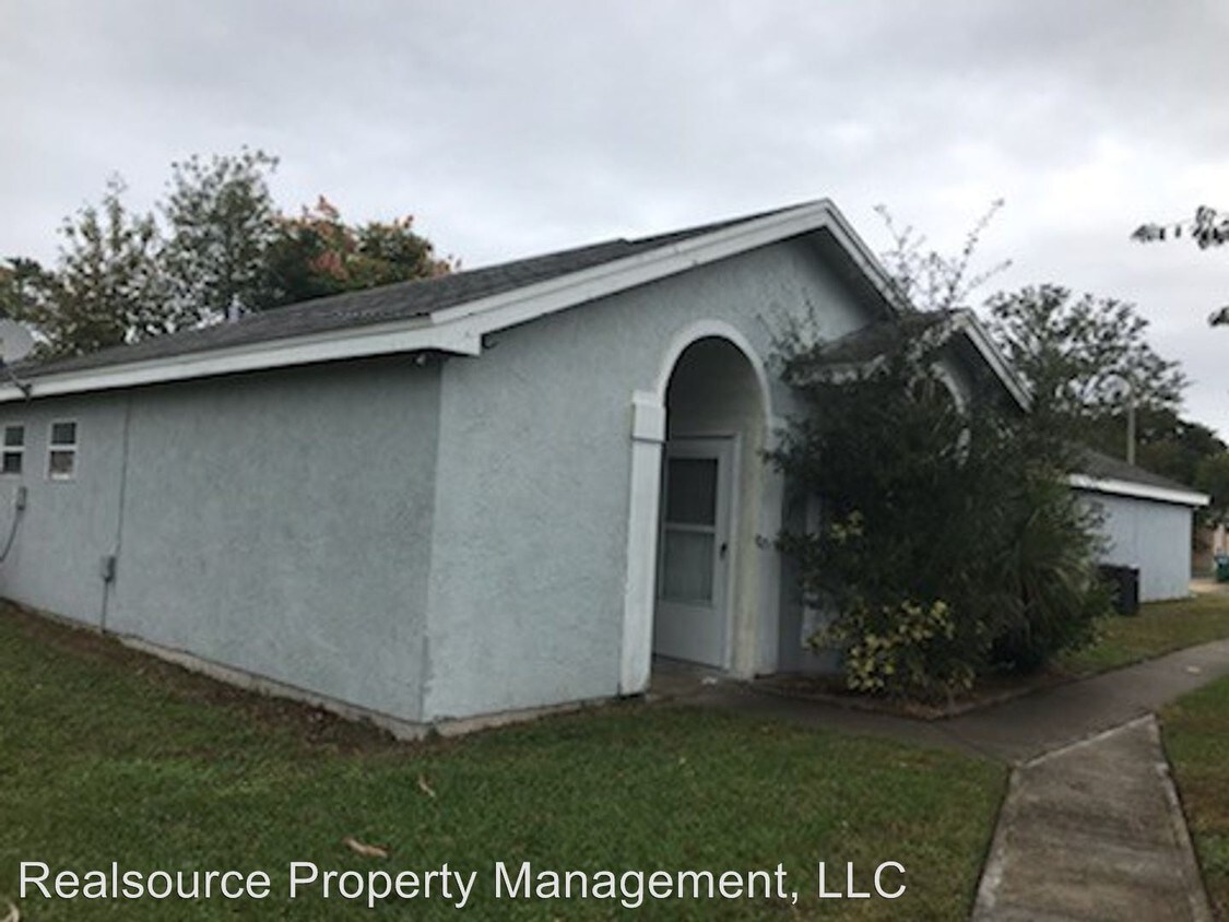 Primary Photo - 3 br, 2 bath House - 323 San Gabriel Street