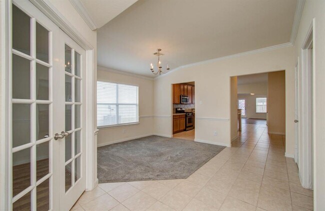 Foto del edificio - 8218 Wainwright Way