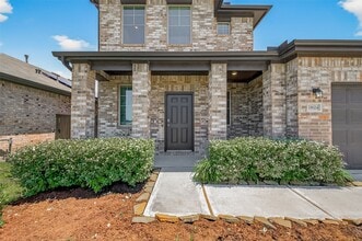 Building Photo - 21624 Elmheart Dr