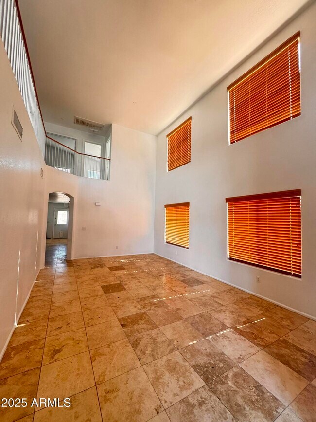 Foto del edificio - 41897 Colby Dr