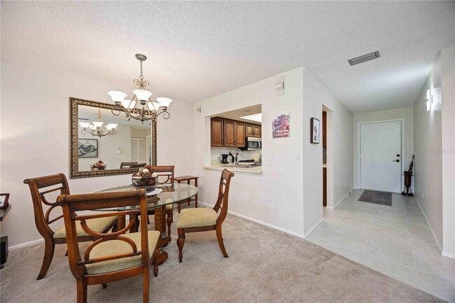 Foto del edificio - 4321 Longmeadow