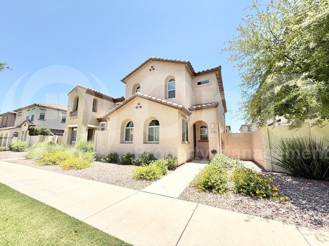 Building Photo - 3726 E Dogwood Dr
