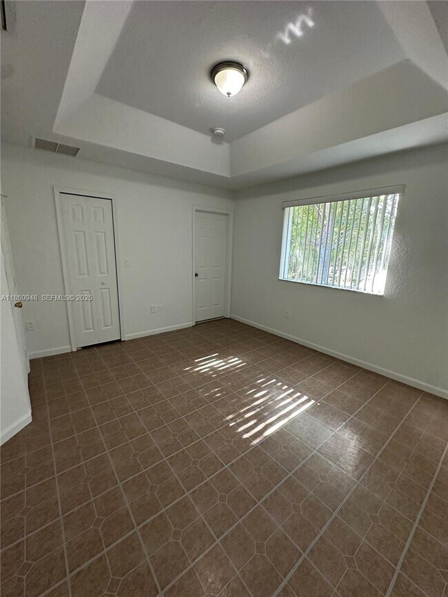 Foto del edificio - 2438 SE 14th Ave