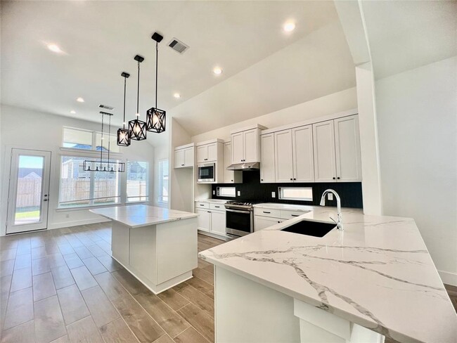 Building Photo - 10642 Blossom Bend Ln