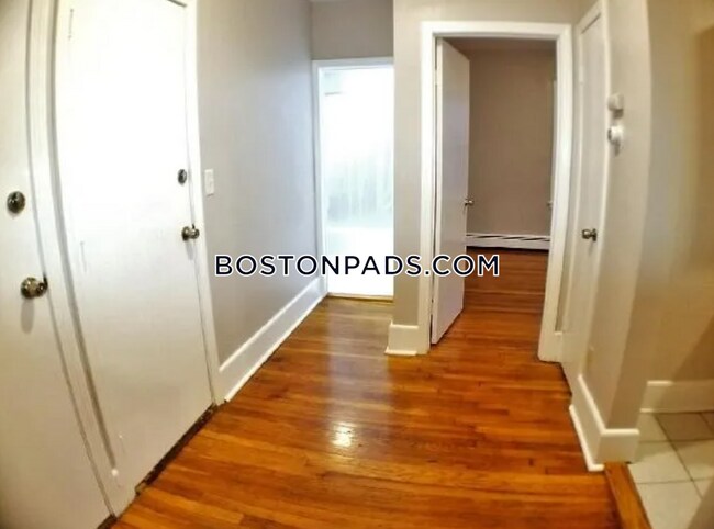 Foto del edificio - 167 North Common St.