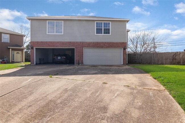 Building Photo - 6427 Waldron Dr