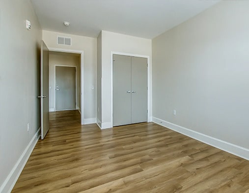 Building Photo - Legacy Landing