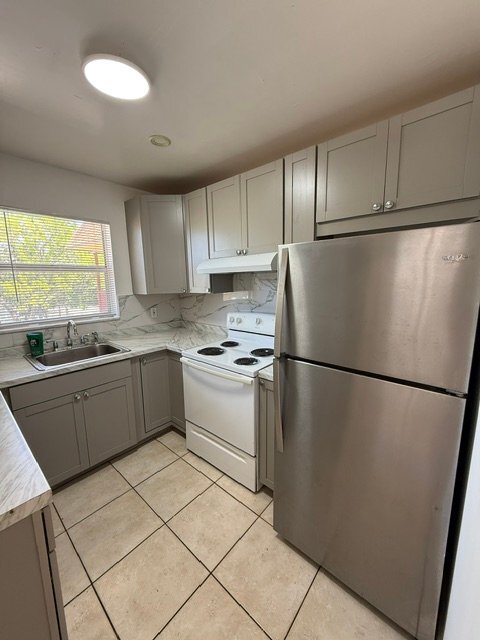 Foto del edificio - 1020 N 18th Ct