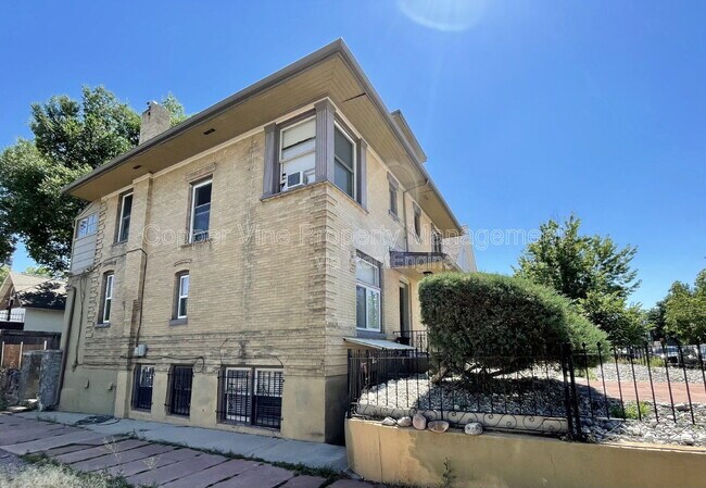 Foto del edificio - 146 Logan St