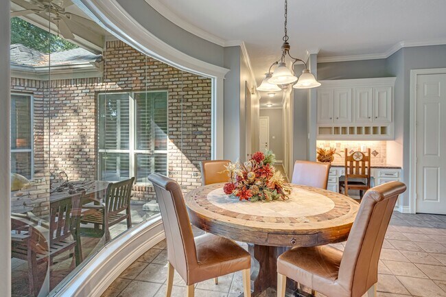 Foto del edificio - 8615 Haven Woods Way