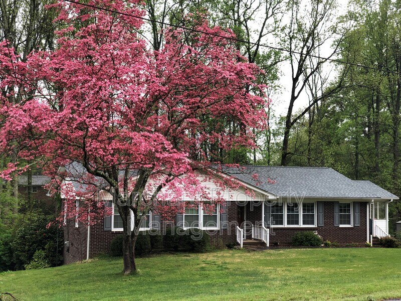 Primary Photo - 101 Flamingo Dr
