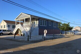 Building Photo - 128 W Osprey Way