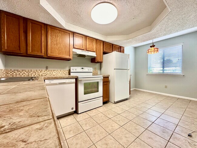 Foto del edificio - 11244 Shady Glen Dr