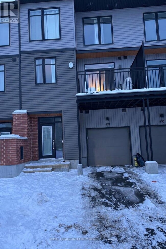 Building Photo - 412 Jewelwing Private