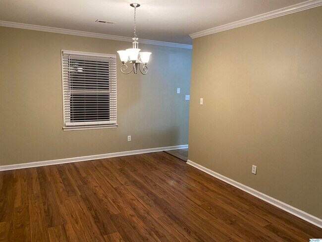 Building Photo - 125 Liza Ln