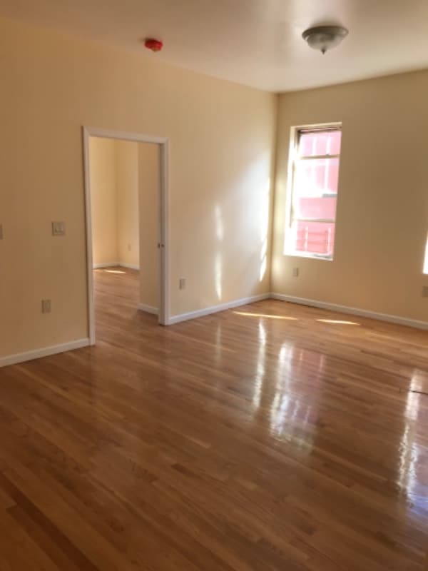 Building Photo - 1 Croes Ave
