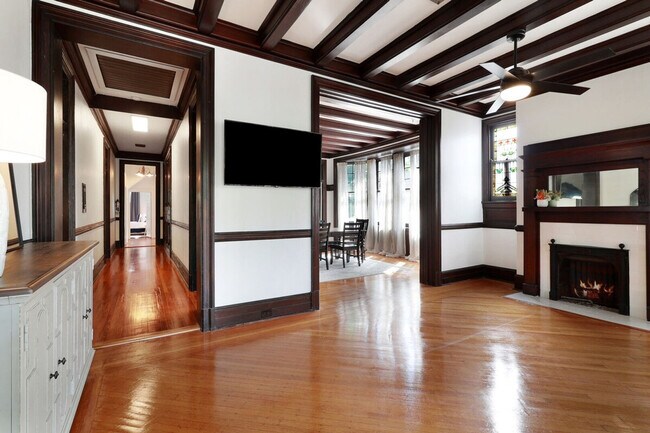 Foto del edificio - 4327 Canal St
