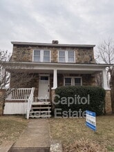 Building Photo - 627 Warren Ave.