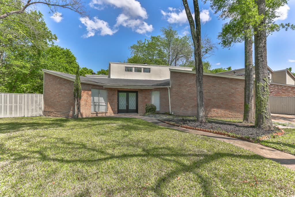 Primary Photo - 16414 De Lozier St